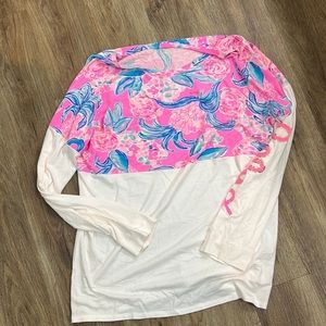 Lilly Pulitzer finn top. Size extra large. Good used condition.
